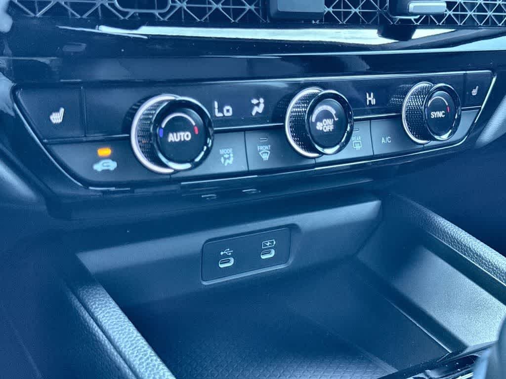 Used 2023  Honda  image 20