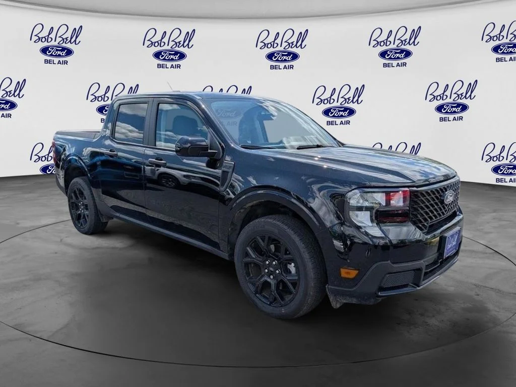 Used 2025 Black Ford XLT image 1