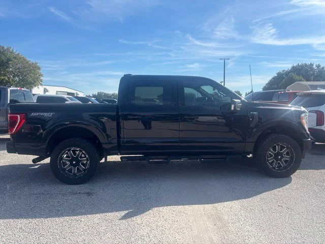 Certified Used 2022 Black Ford XLT image 4