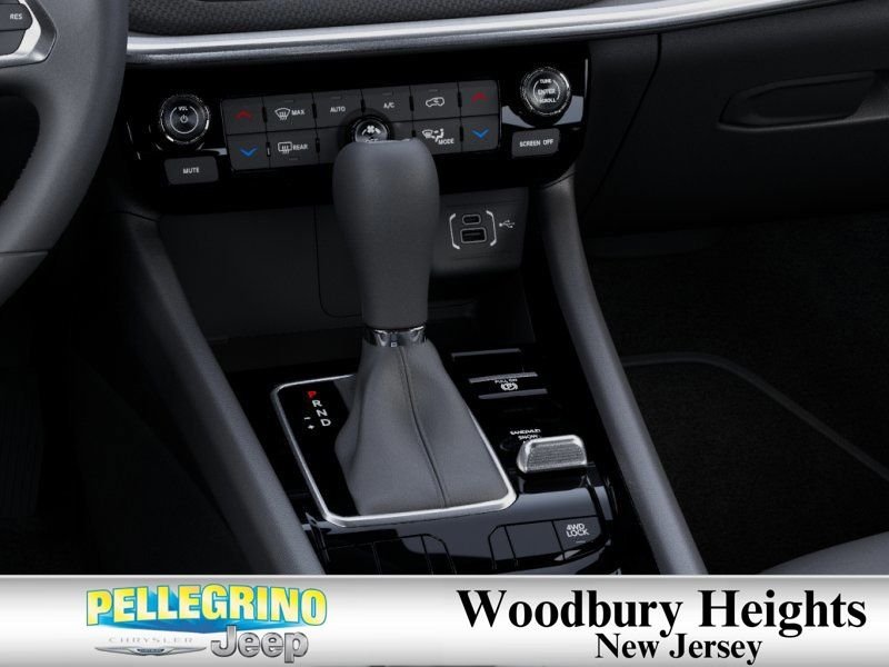 2025 Jeep Compass Limited - Photo 24