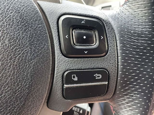 Used 2015 Atomic Silver Lexus 200t F Sport image 17