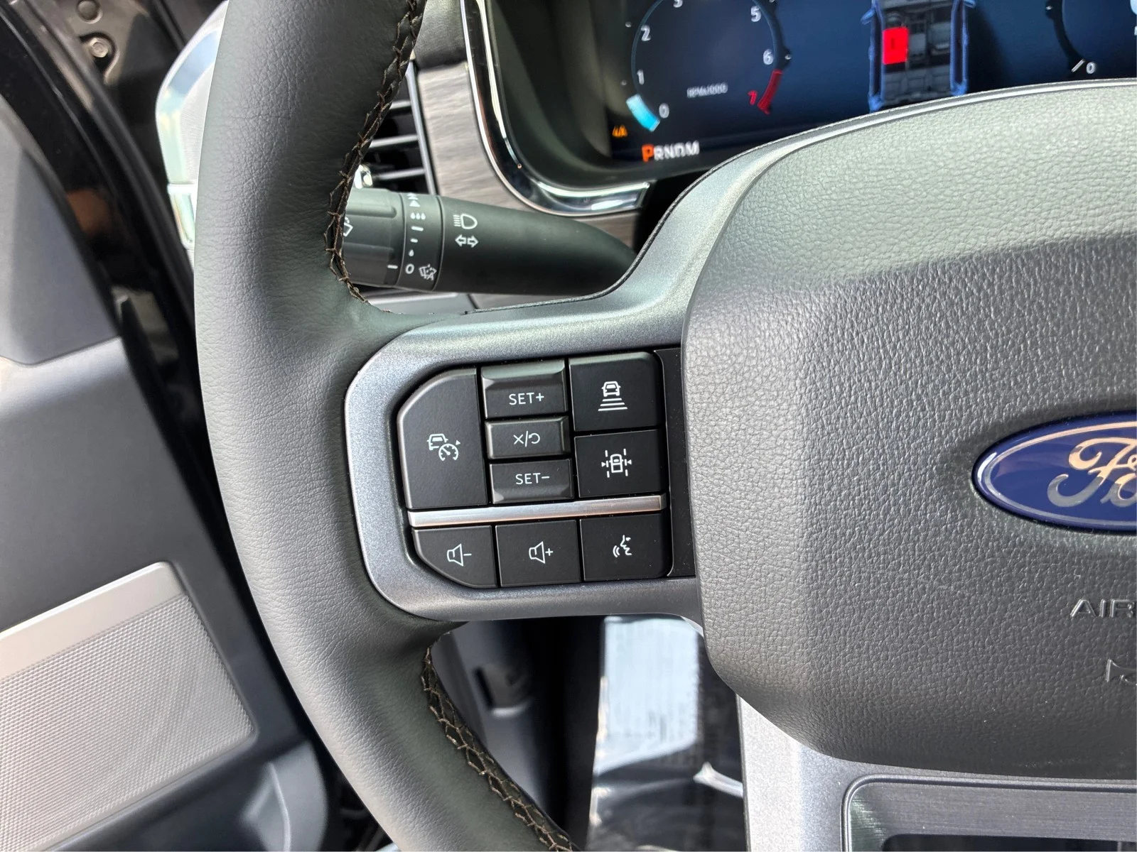 New 2026 Agate Black Metallic Ford Lariat® image 23