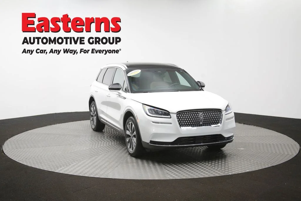 Used 2022 White Lincoln Reserve image 52