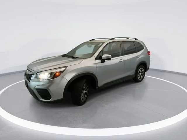 Used 2020 Silver Subaru Premium image 8