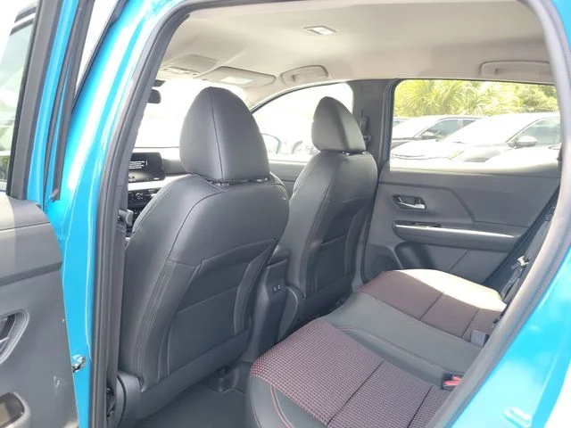 New 2026 Arctic Ice Blue Metallic / Super Black Two-tone Nissan SR image 8