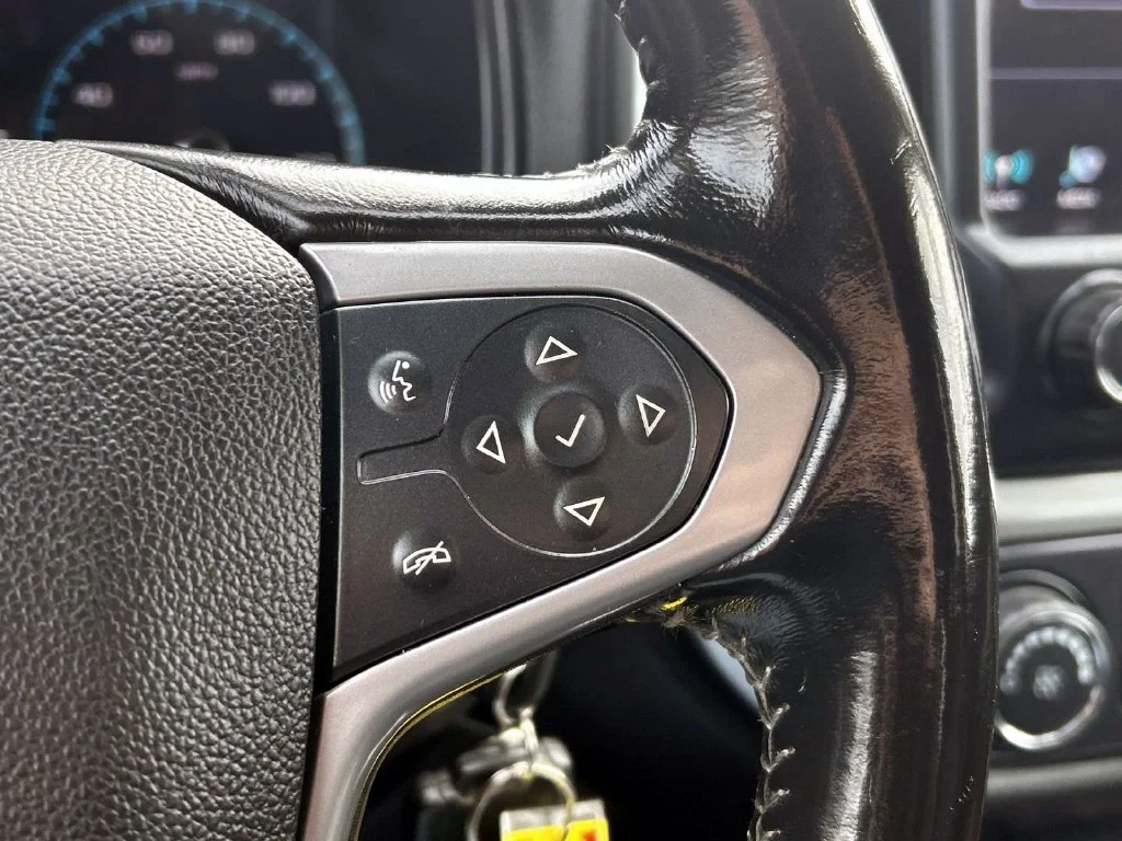 Used 2016 Black Chevrolet LT image 21