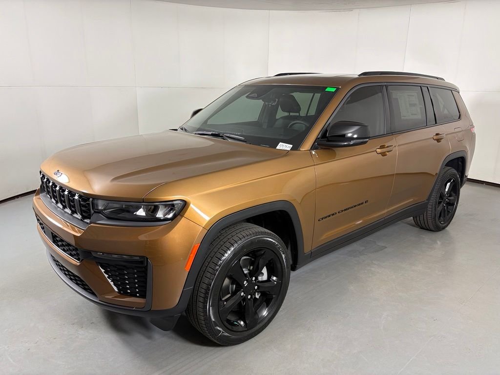 New 2026 Copper Shino Metallic Clear-Coat Exterior Paint Jeep Limited image 4