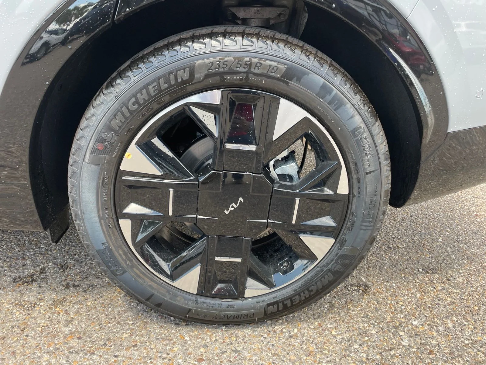 New 2026 Gray Kia SX-Prestige image 25