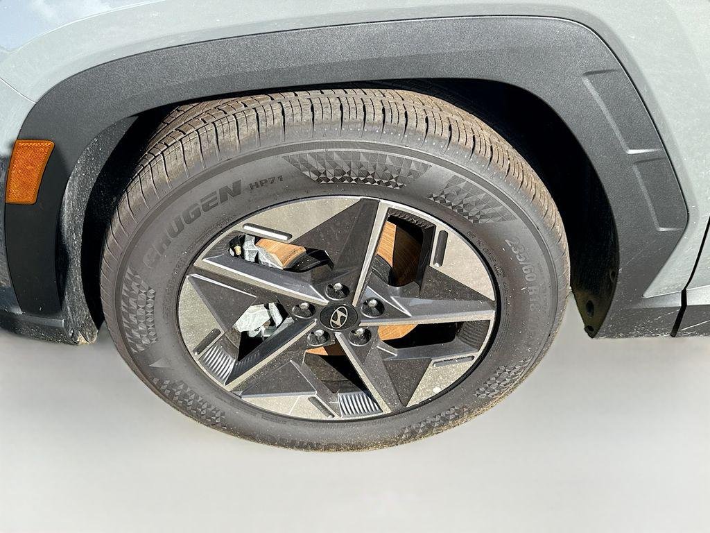 New 2026 Hampton Gray Hyundai SEL FWD image 24