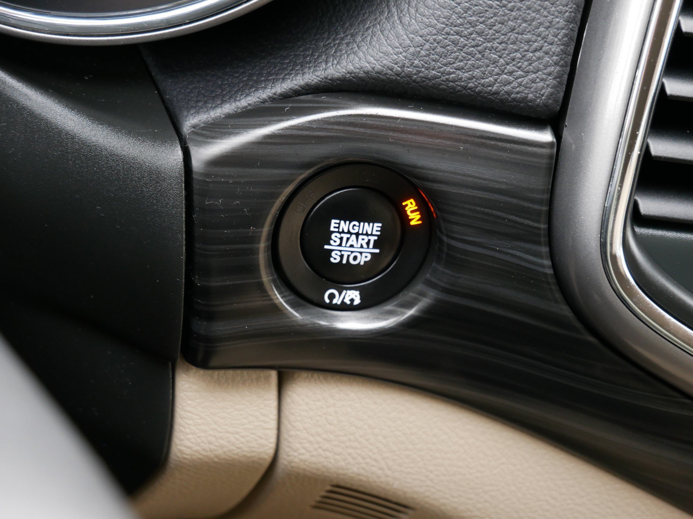 2021 Jeep Grand Cherokee Laredo E - Photo 30
