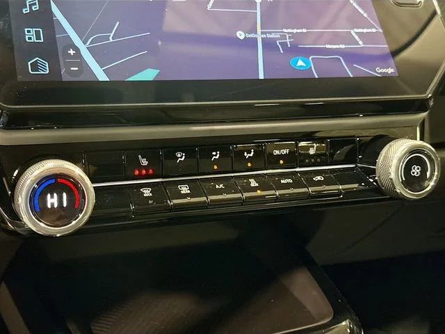 2027 Chevrolet Bolt LT - Photo 19