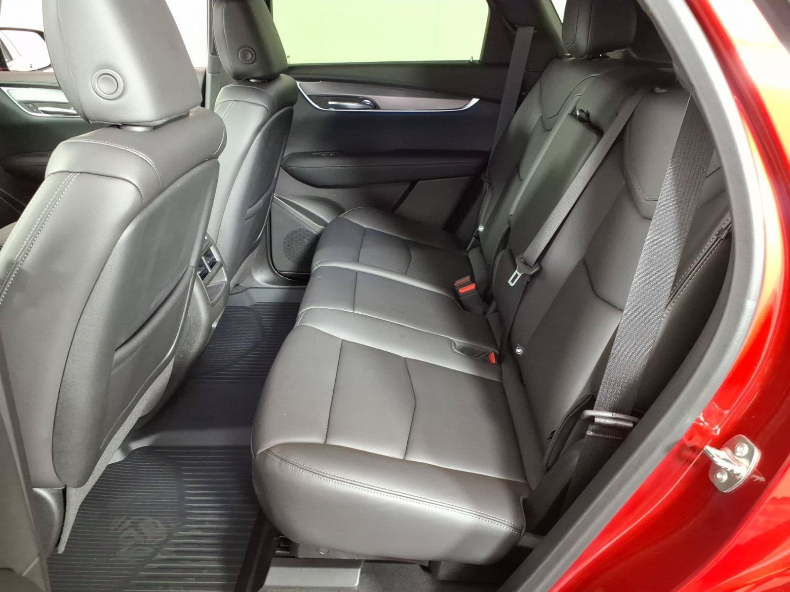 2026 Cadillac XT5 Luxury - Photo 6