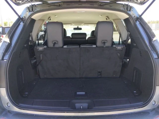 Used 2019 Gray Nissan SV image 33