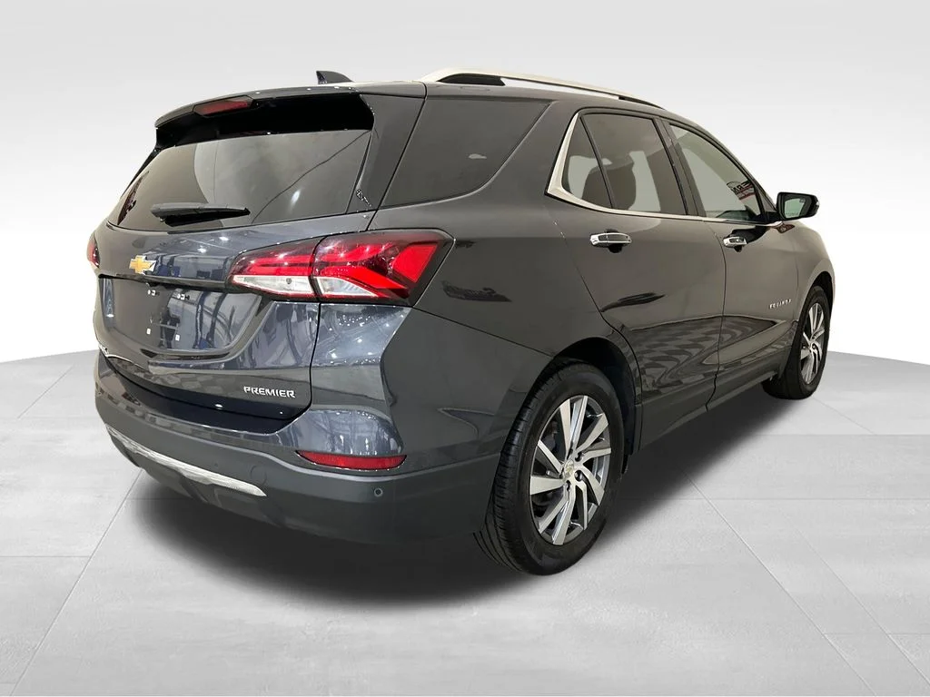 Used 2022 Gray Chevrolet Premier image 5