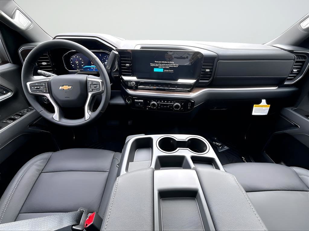 New 2026 Chevrolet Silverado 1500 LT 4D Crew Cab