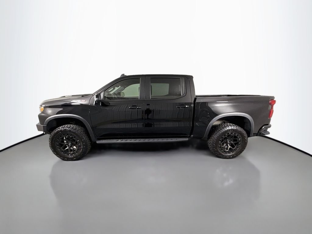 Used 2025 Black Chevrolet ZR2 image 4