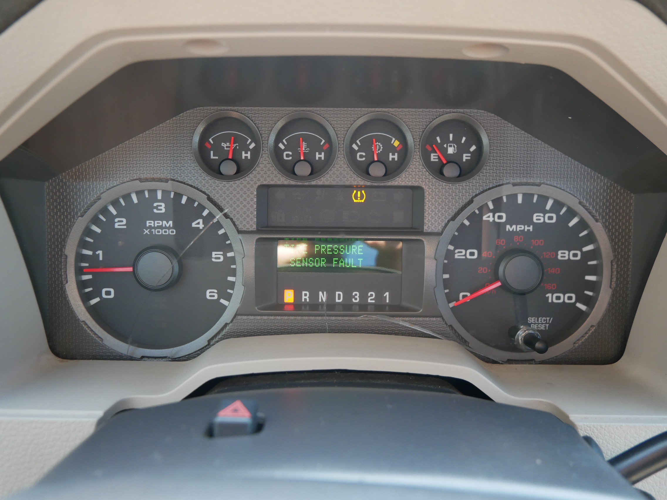 Used 2010 White Ford XL image 20