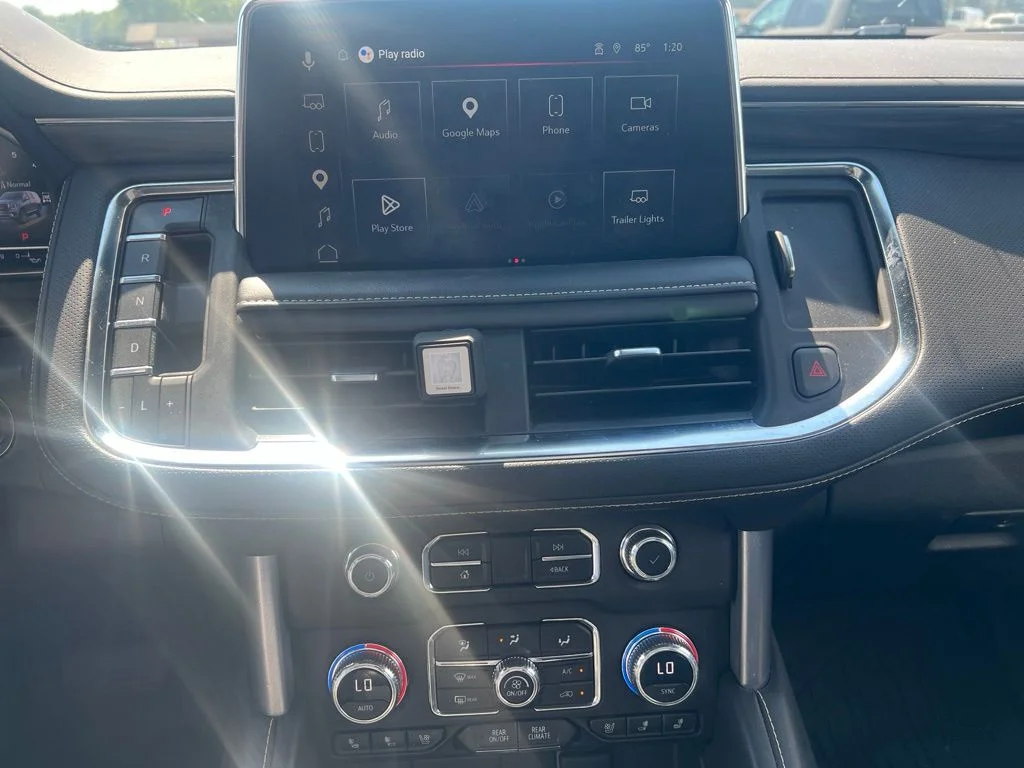 Used 2023 Silver GMC SLT image 15