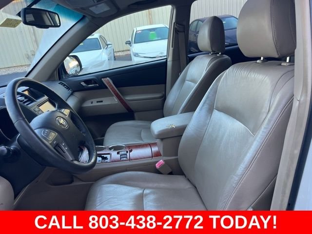 Used 2010 White Toyota Limited image 8