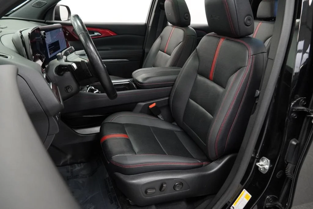 Used 2024 Mosaic Black Metallic Chevrolet RS image 10