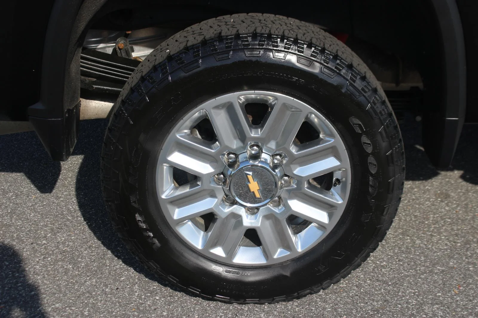 Used 2025 Black Chevrolet High Country image 41