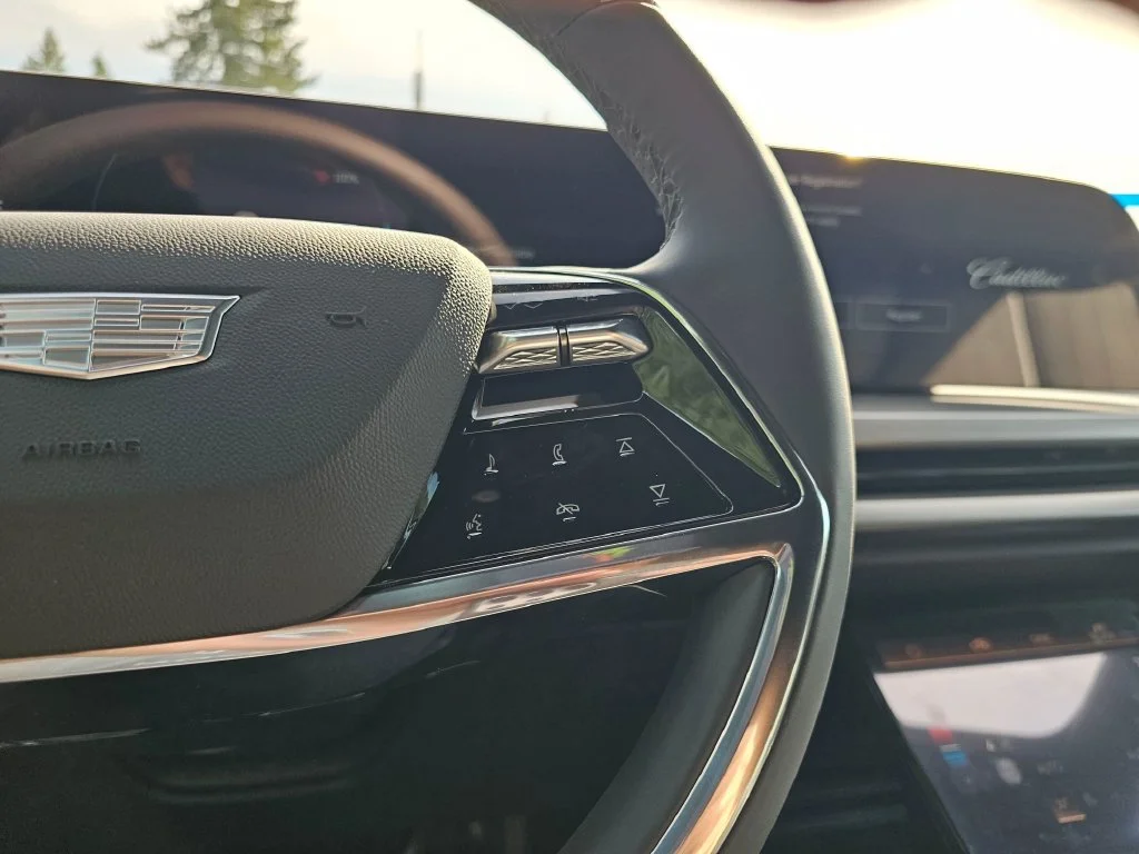 New 2027 Argent Silver Metallic Cadillac Sport image 34