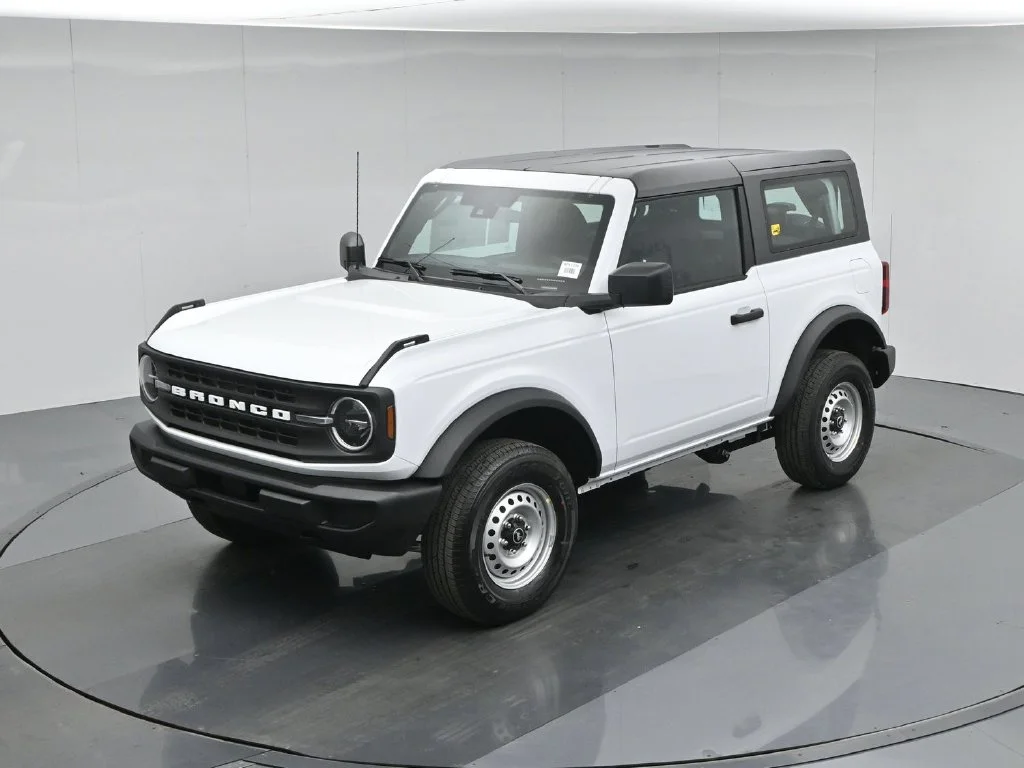 New 2026 Oxford White Ford Base image 32