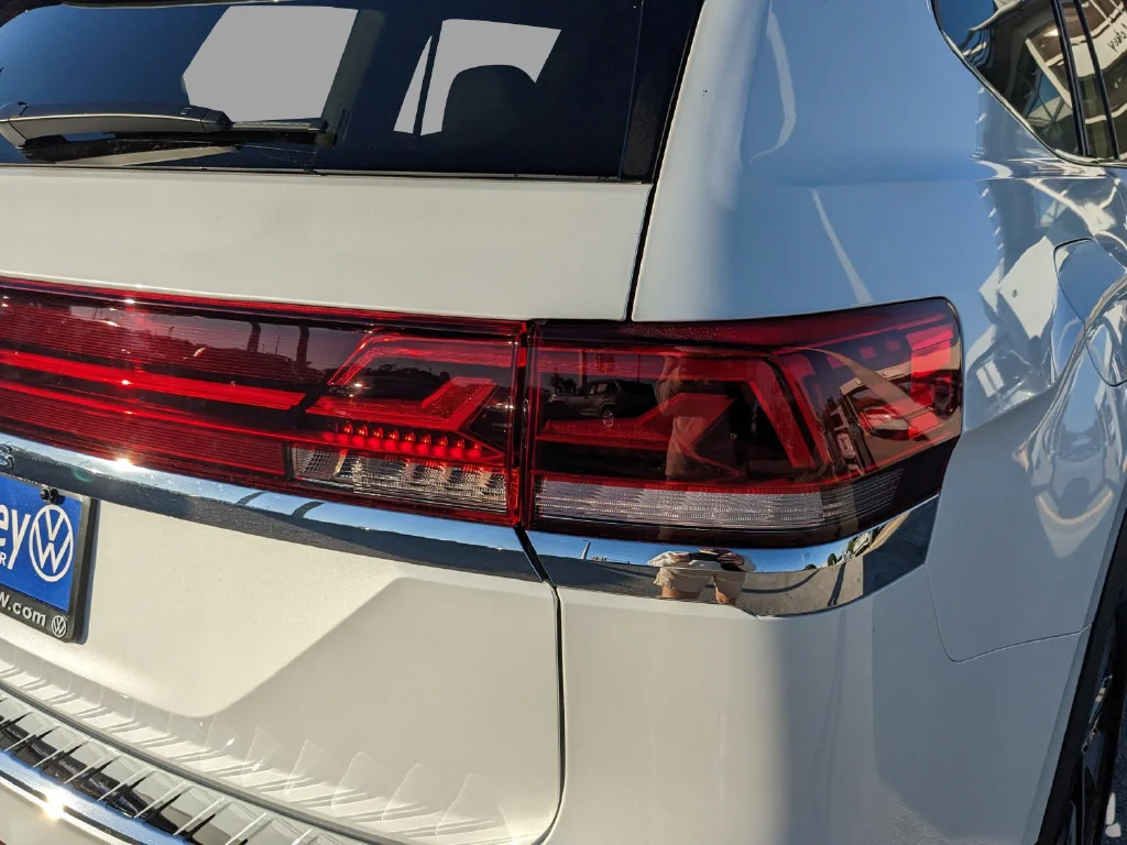 2026 Volkswagen Atlas SE w/Tech - Photo 11