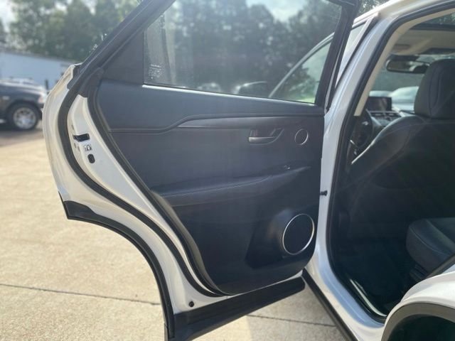 Used 2018 White Lexus 300 Base image 19