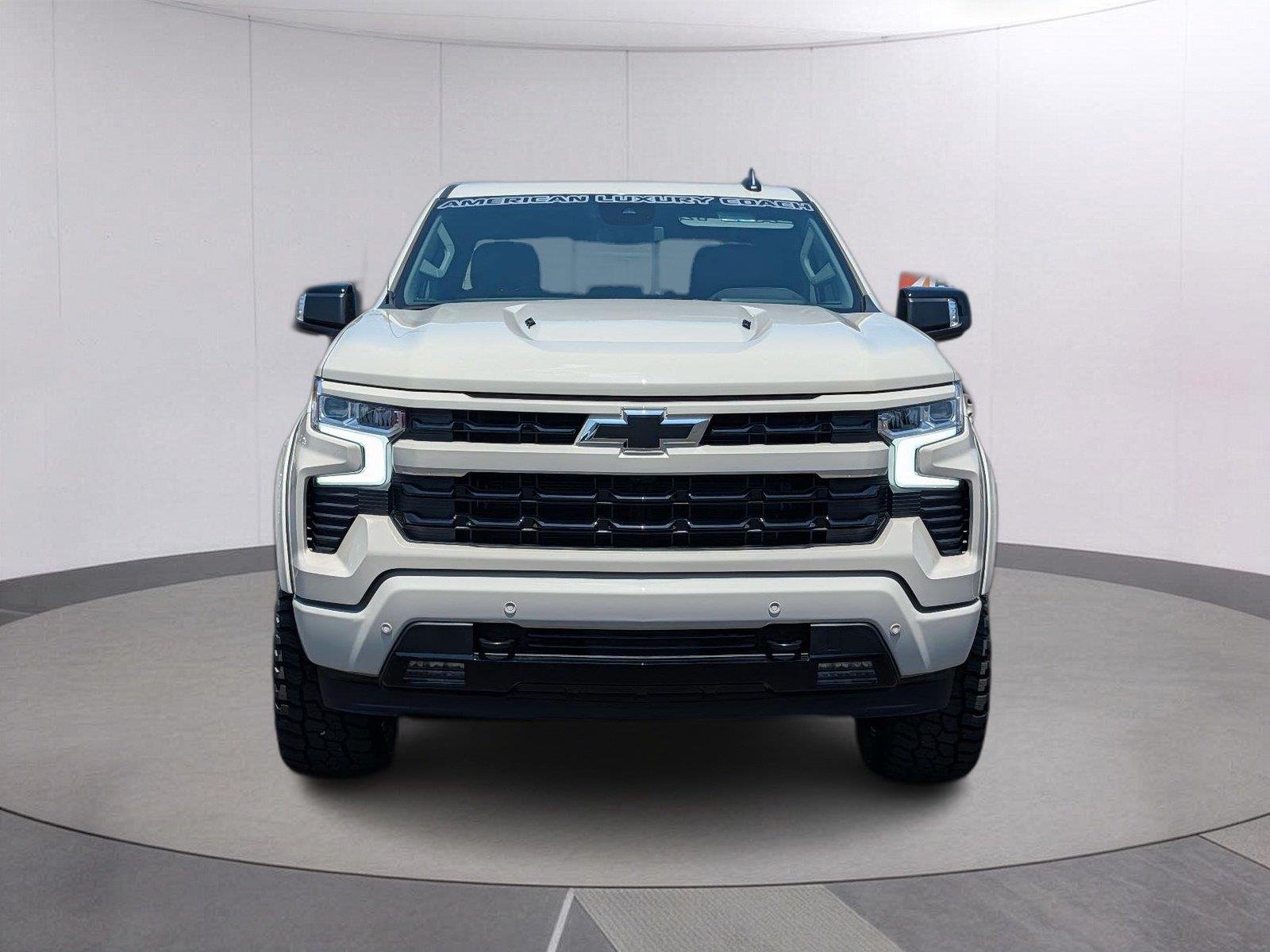 New 2026 White Sands Chevrolet RST image 9