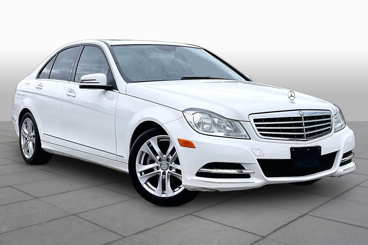 Used 2013 Polar White Mercedes-Benz C 250 Luxury image 2