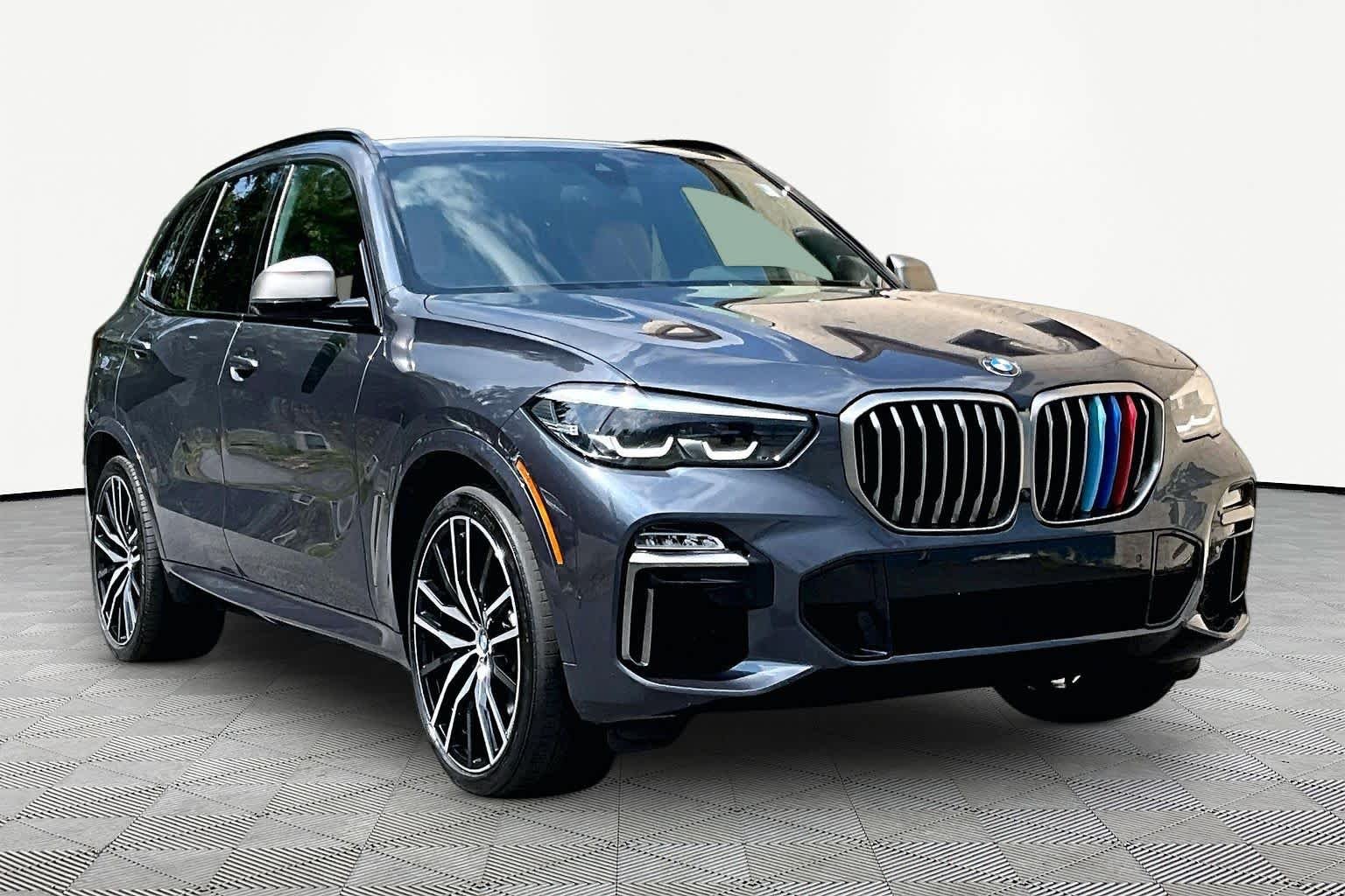 Used 2021 Arctic Gray Metallic BMW M50i image 3