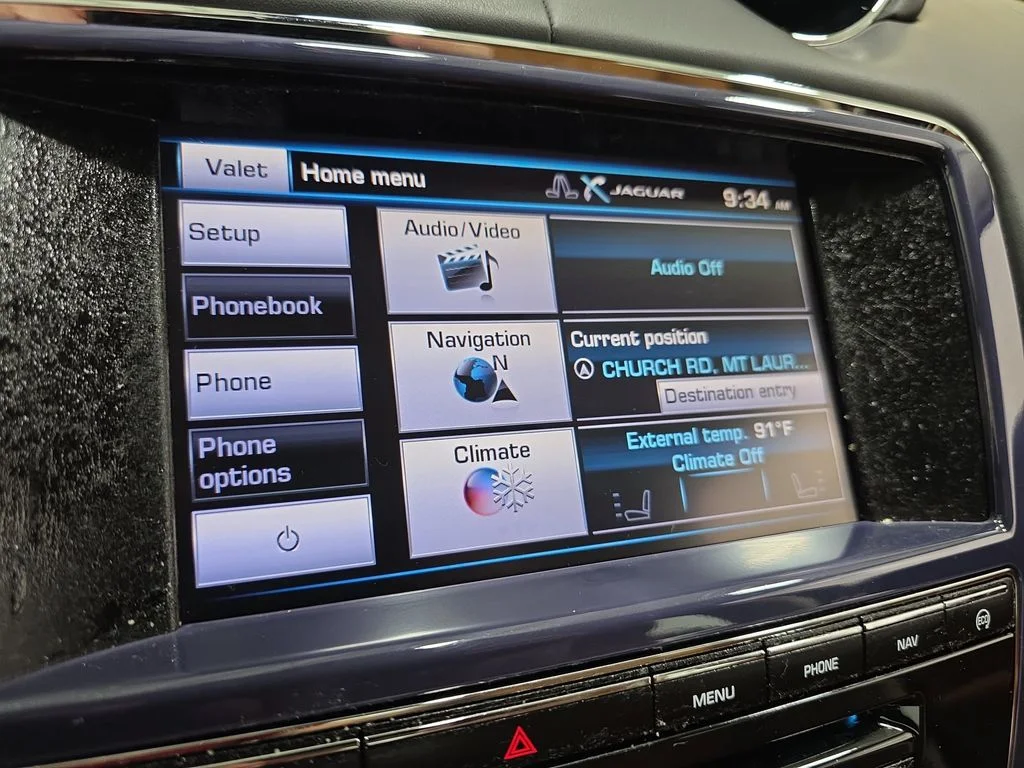 Used 2014 Ebony Jaguar XJL Portfolio image 20