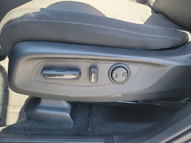 2025 Honda CR-V EX - Photo 15