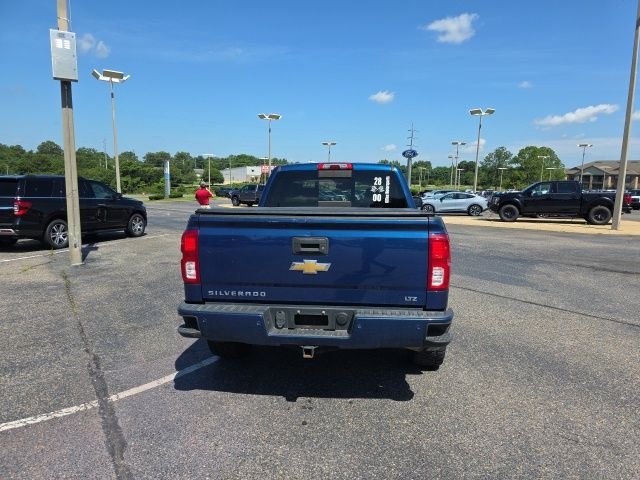 Used 2016 Blue Chevrolet LTZ image 4
