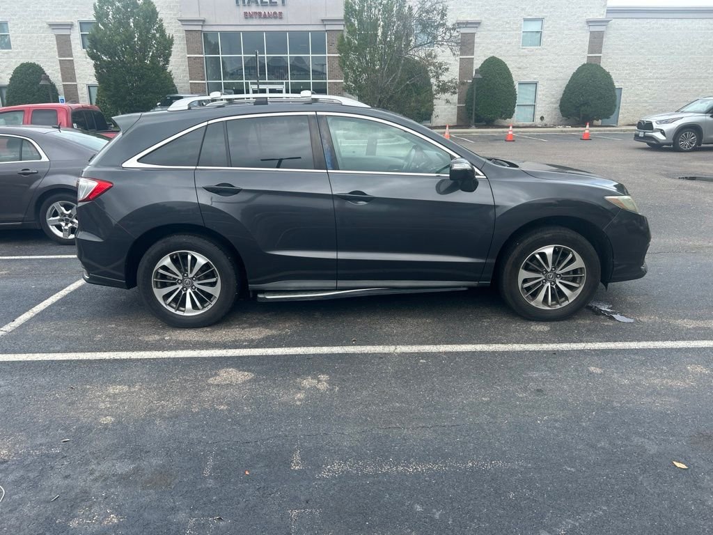 Used 2016  Acura Base image 2