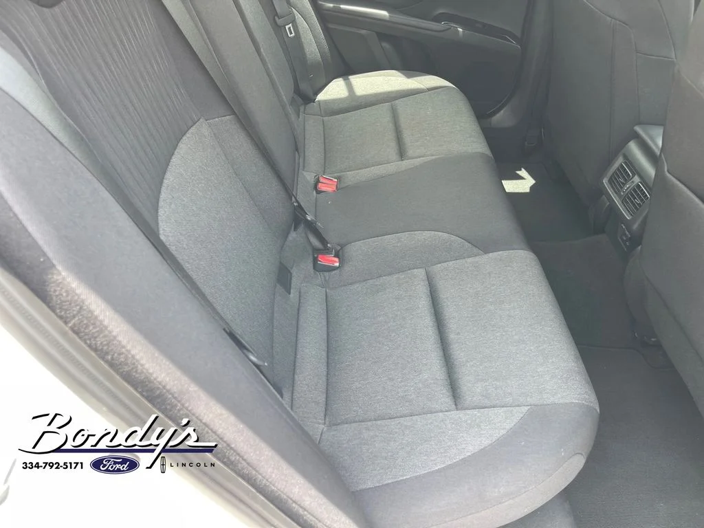 2025 Toyota Camry LE - Photo 16
