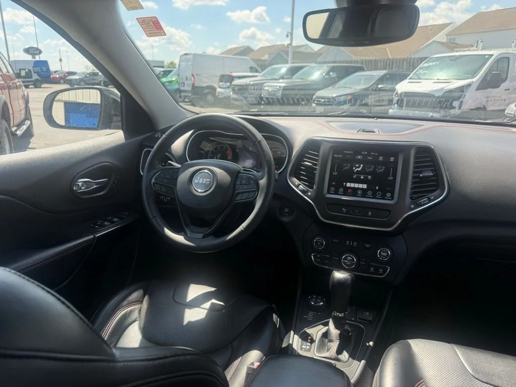 Used 2022 White Jeep Trailhawk image 55