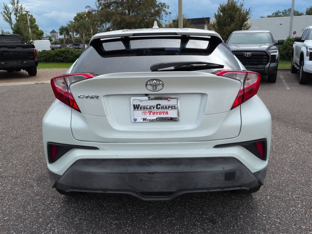 Used 2021 Blizzard Pearl Toyota XLE image 5