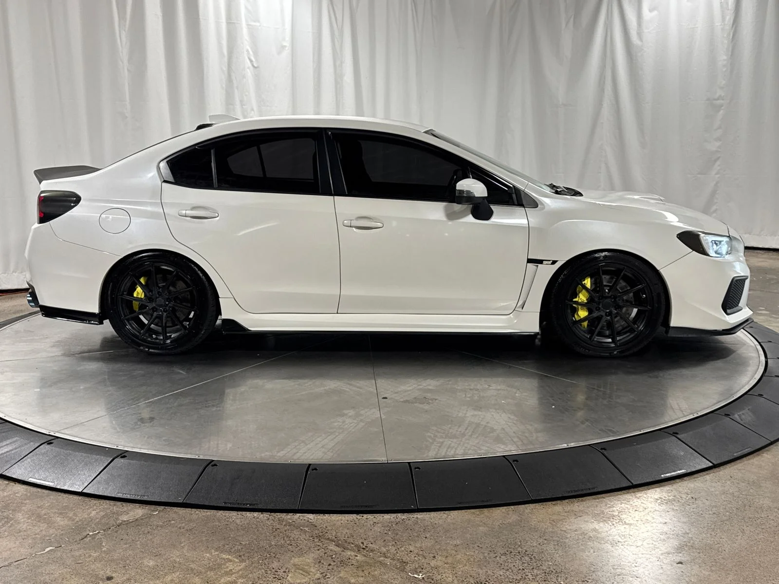 Used 2019 Crystal White Pearl Subaru STi image 9