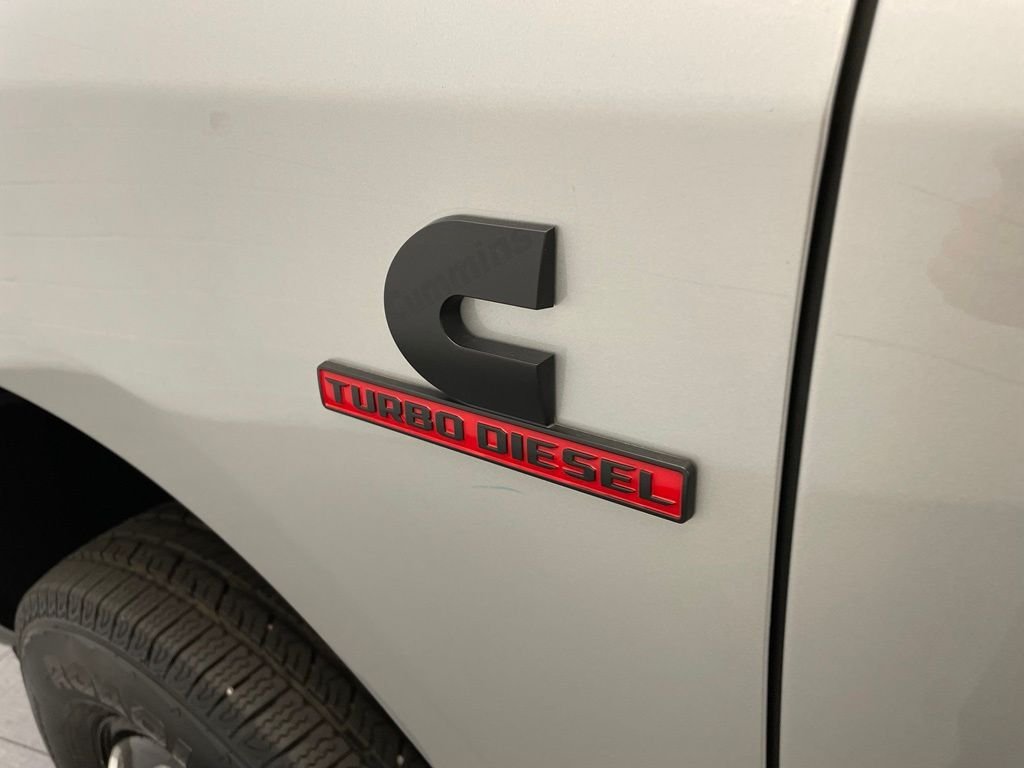 New 2026 Silver-Zynith Exterior Paint RAM Laramie DRW image 13