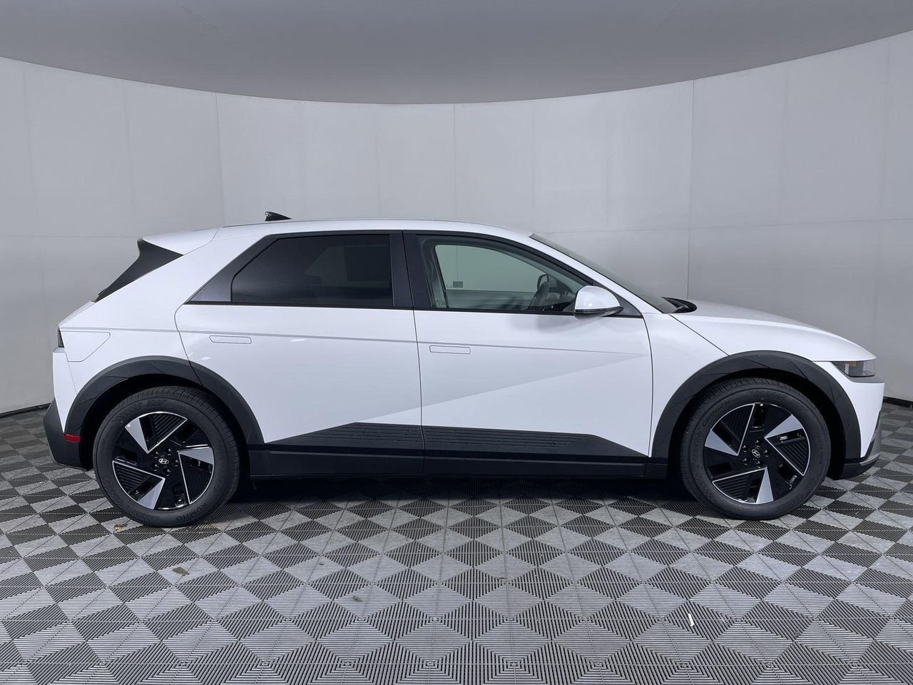 New 2026 Atlas White Matte Hyundai SEL image 4
