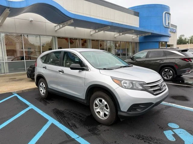 Used 2014 Alabaster Silver Metallic Honda LX image 3