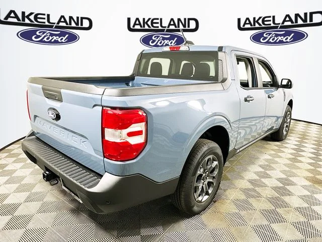 New 2026 Gray Ford XLT image 4