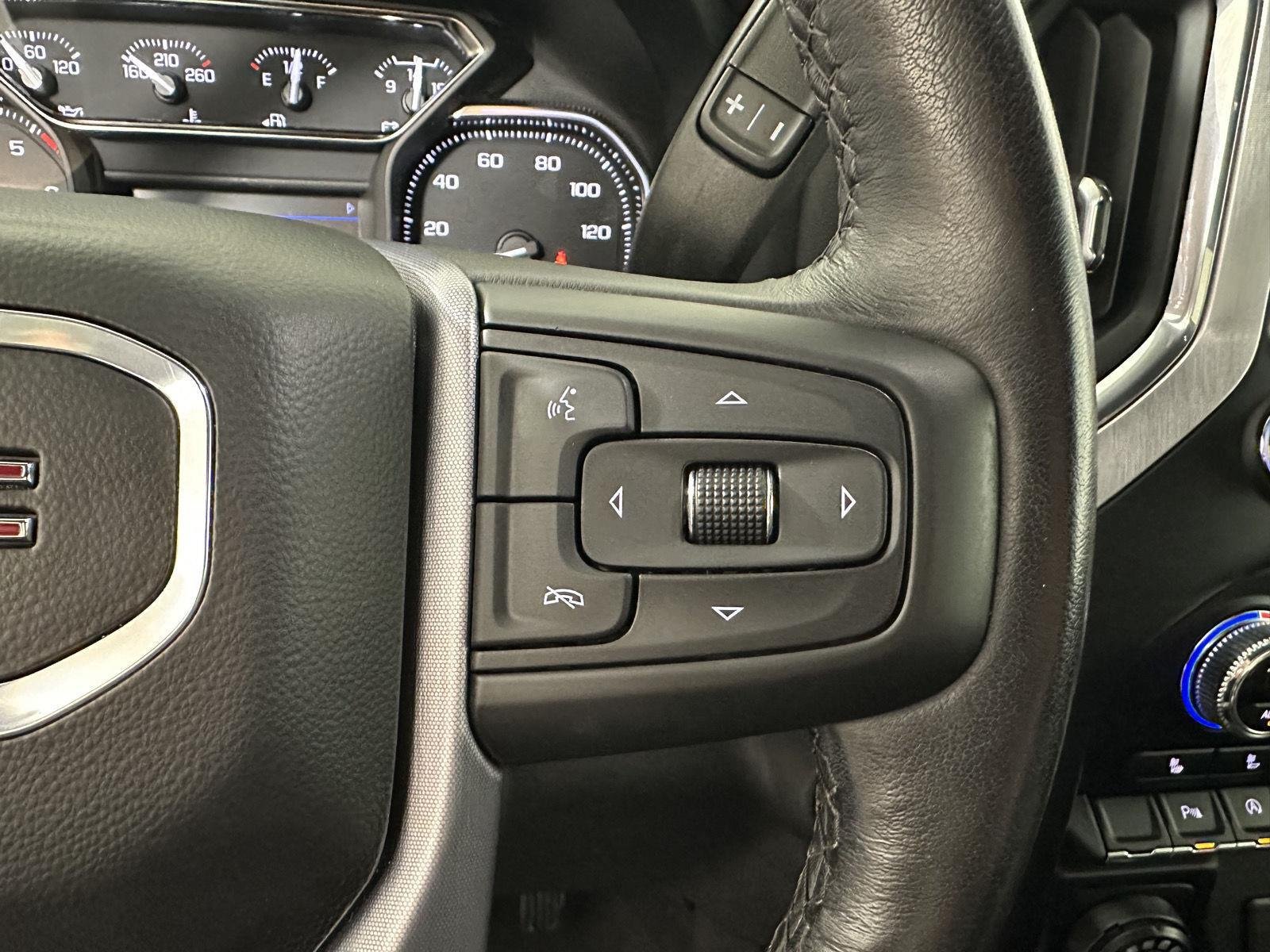 Used 2022 Summit White GMC Elevation image 25
