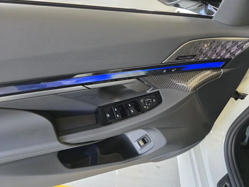 New 2027 White BMW Base image 17