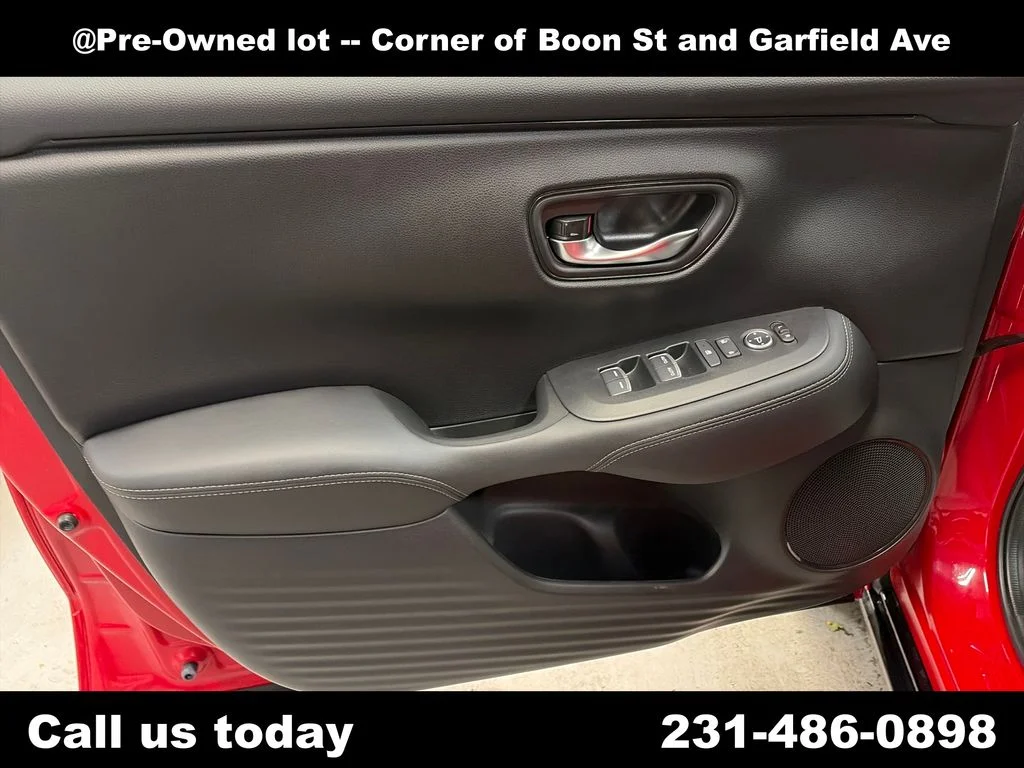 Used 2024  Honda EX-L image 14