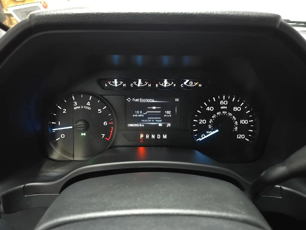 Used 2020 Magnetic Ford XL image 25