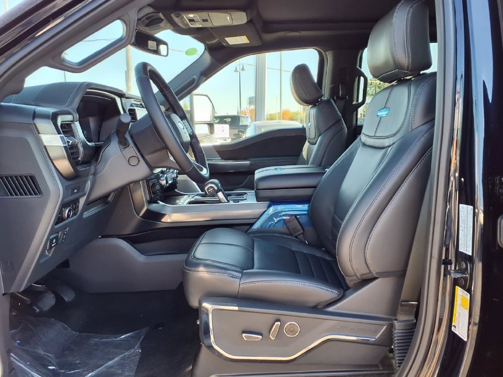 New 2026 Antimatter Blue Metallic Ford Platinum® image 9