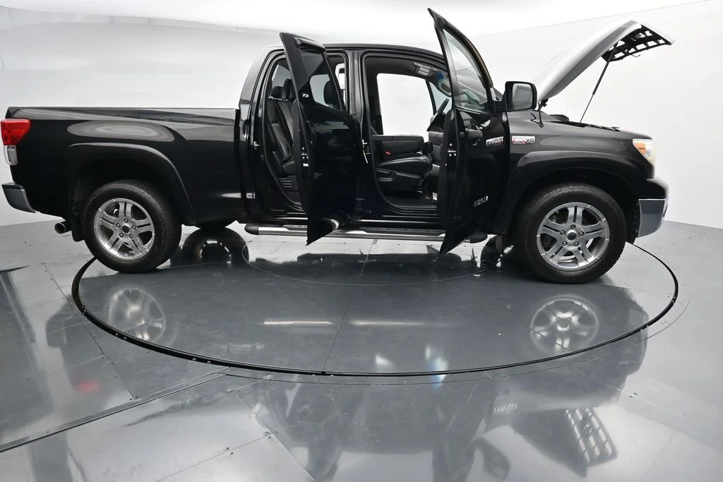 Used 2010 Black Toyota Grade image 40